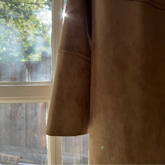 Zara Jacket - Picture 2 of 3